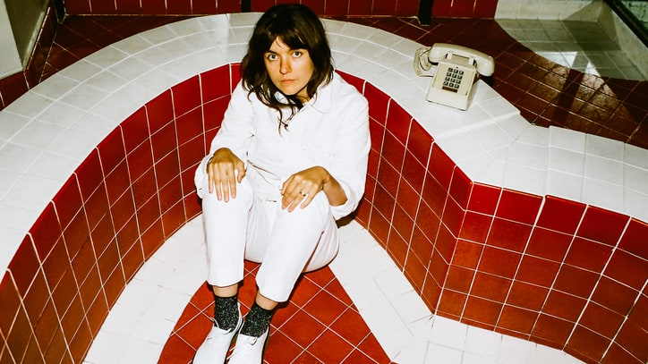 Review: Courtney Barnett's Raging, Empathetic 'Tell Me How You Really Feel'