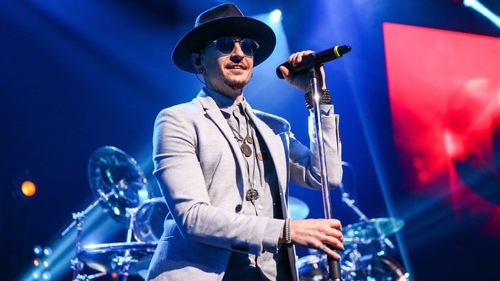 Chester Bennington: Musicians, Famous Fans React to Linkin Park Singer's Death