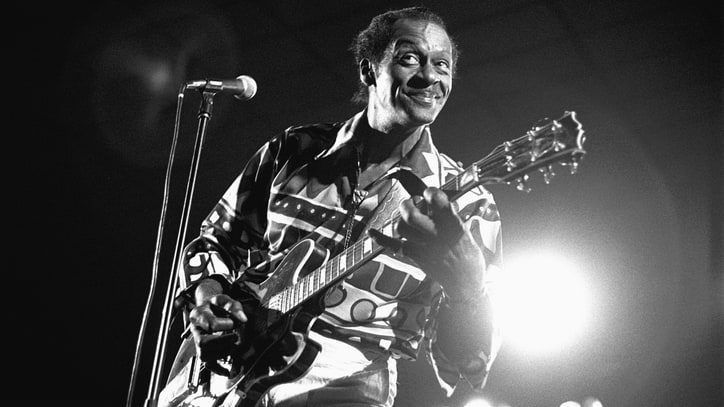 Chuck Berry, Rock & Roll Innovator, Dead at 90