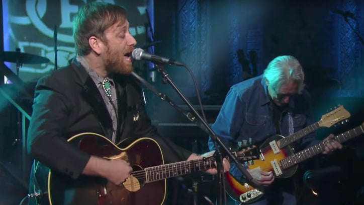 Watch Dan Auerbach Perform Solo Songs on 'Late Show'