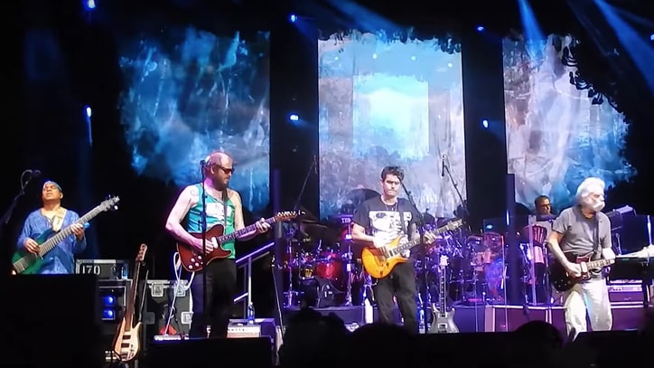 Watch Bon Iver's Justin Vernon Join Dead & Company in Wisconsin