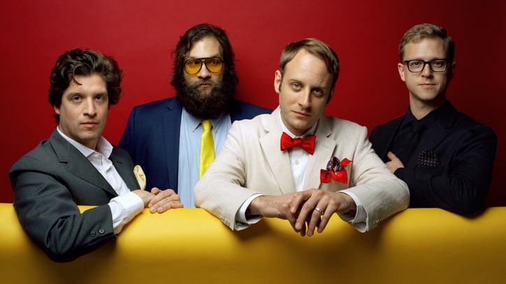 See the Trailer for New Deer Tick Documentary 'Straight Into a Storm'