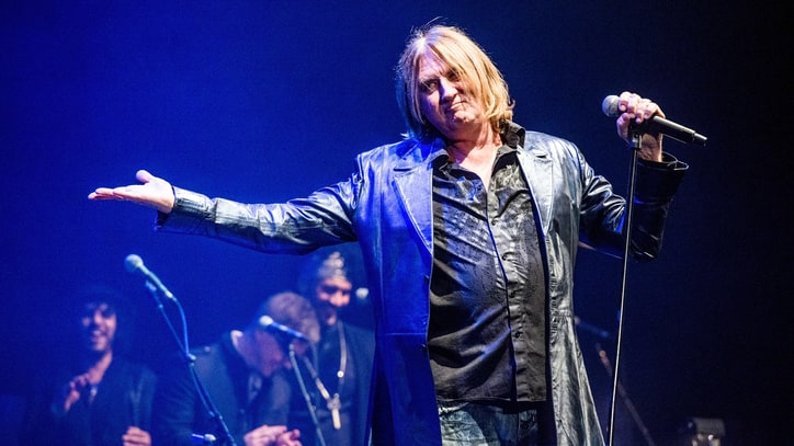 Def Leppard's Joe Elliott Talks Massive Tour With Journey