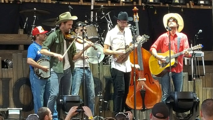 Dierks Bentley Opens His Own Show in Disguise, Dupes Fans