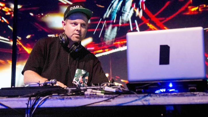 DJ Shadow Selling Rare Records at Madlib Event