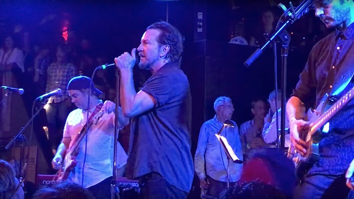 Watch Eddie Vedder Cover Talking Heads, Rolling Stones at Boston Benefit