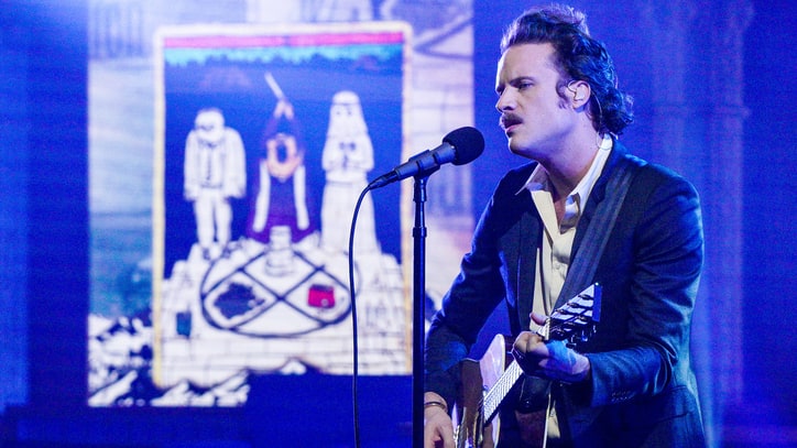 Watch Father John Misty Perform Scathing 'Ballad of the Dying Man' on 'Colbert'