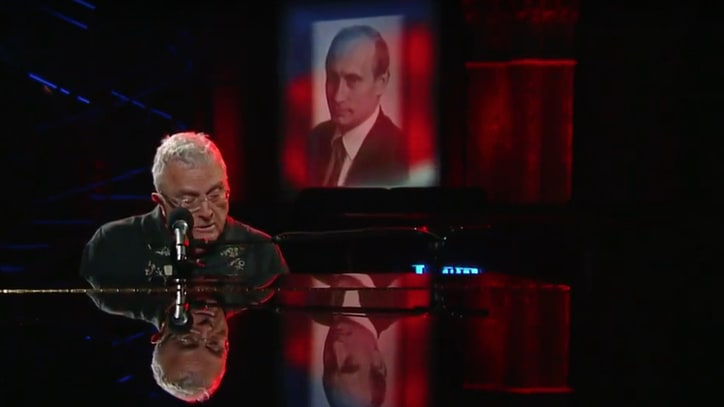 See Randy Newman Sing Scornful 'Putin' on 'Colbert'