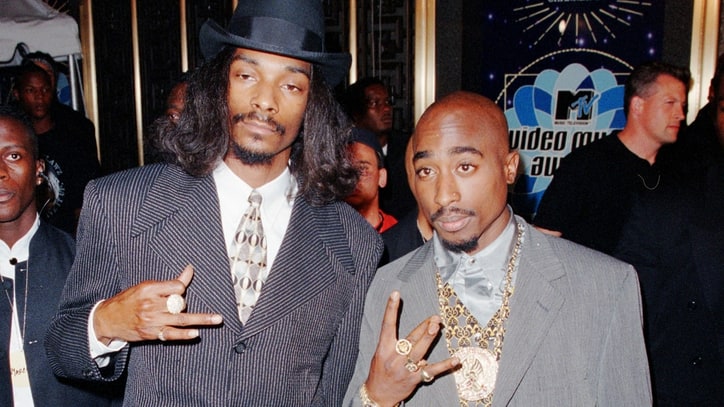 Snoop Dogg to Induct Tupac Shakur Into Rock Hall