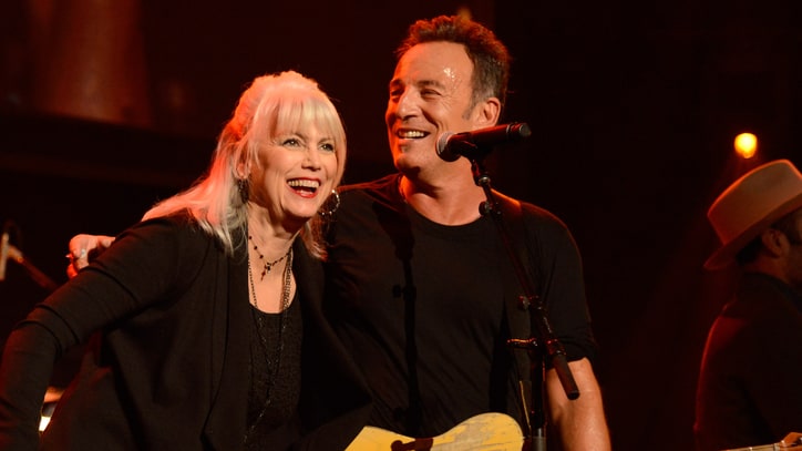 Flashback: See Emmylou Harris Cover Springsteen's 'Racing in the Street'