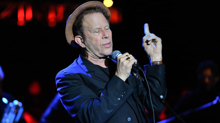 Watch 'Game of Thrones' Actors' Charming Tom Waits Cover