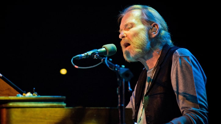 10 Stunning Gregg Allman Covers by Country Artists