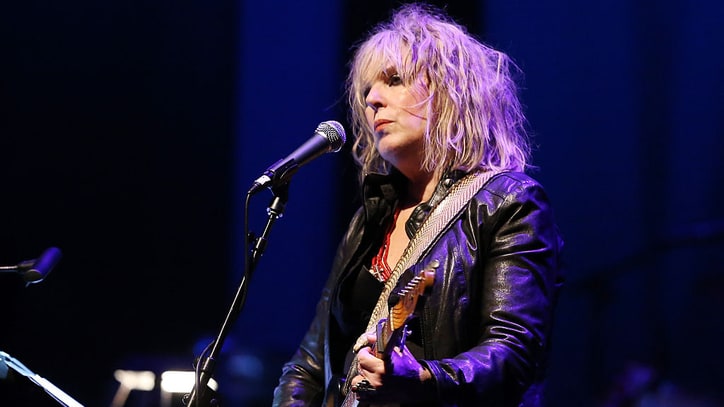 Lucinda Williams Working on Memoir: 'It's Time to Tell My Truth'