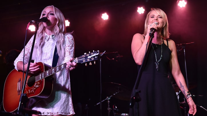 See Miranda Lambert, Ashley Monroe Surprise Fans With Live 'Heart Like Mine'