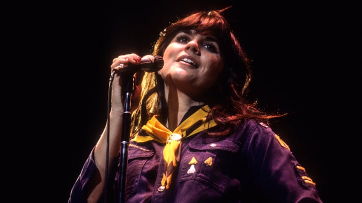 Hear Linda Ronstadt's Rare Live 'Blue Bayou'