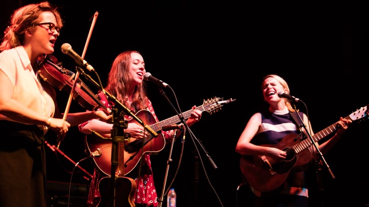 Watch Folk Supergroup I'm With Her Perform New Song 'Little Lies'
