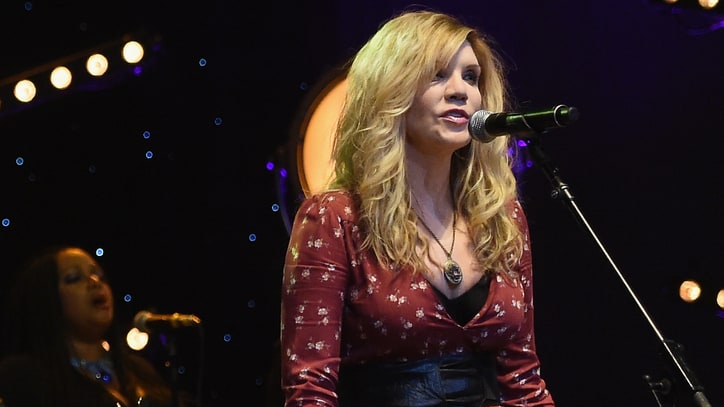 Hear Alison Krauss' Gorgeous Brenda Lee Cover 'Losing You'
