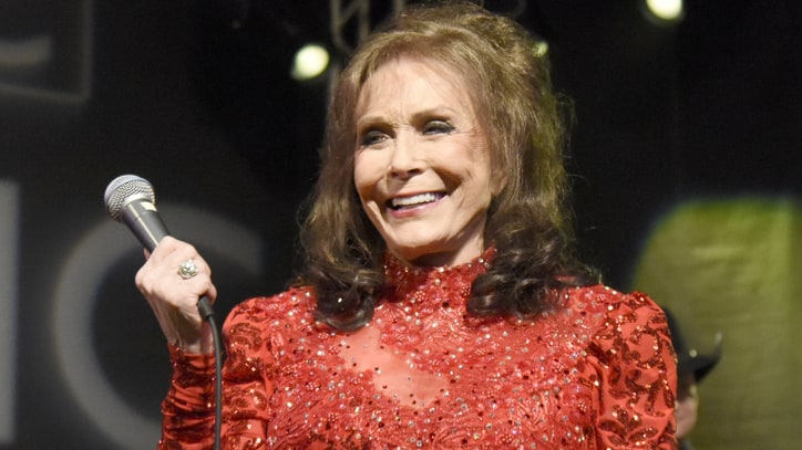 Loretta Lynn Moved to Rehab Facility Following Stroke