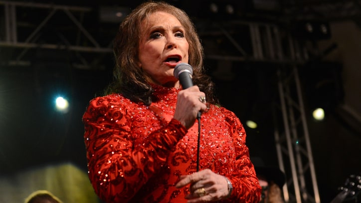 Loretta Lynn Plots Birthday Shows at Ryman Auditorium