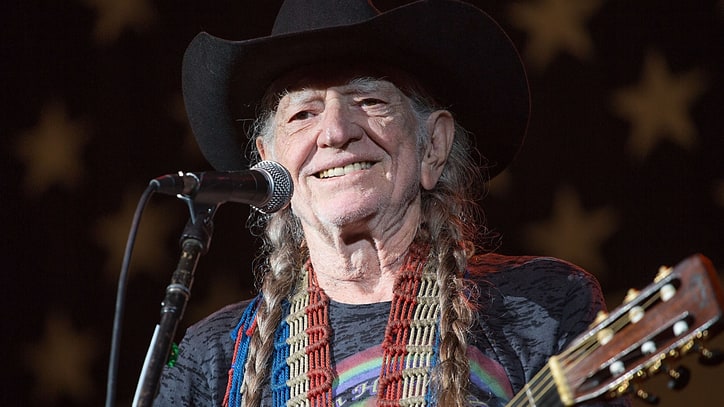 See Willie Nelson's Moving 'I'll Be There (If You Ever Want Me)' Video