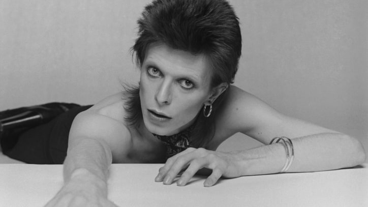 Help Fund David Bowie Tribute Statue in London