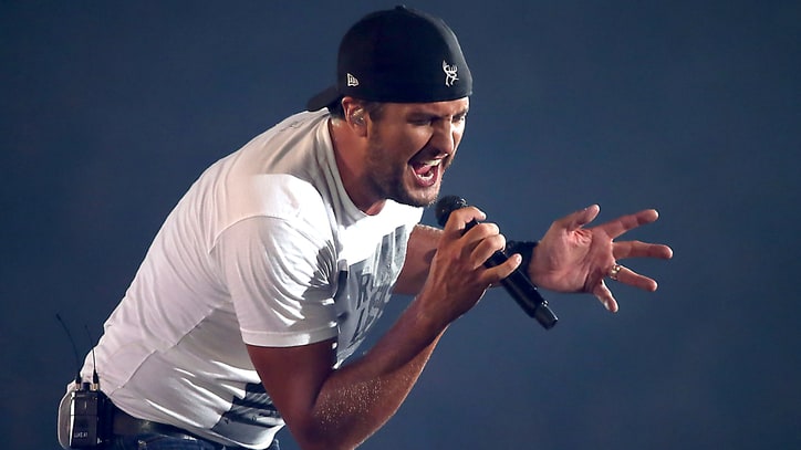See Luke Bryan's Sexy 'Flashdance'-Evoking Video for 'Move'