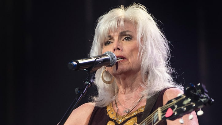 Emmylou Harris Dazzles With 'At the Ryman' Anniversary Concert