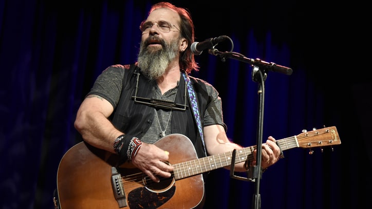 Steve Earle Talks New Album, Why He 'Wanted to Hate Merle Haggard'
