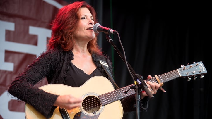 Rosanne Cash Plots 'King's Record Shop' 30th Anniversary Release