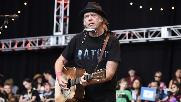 Neil Young Plans Online Archive With Full Catalog, Unreleased Music