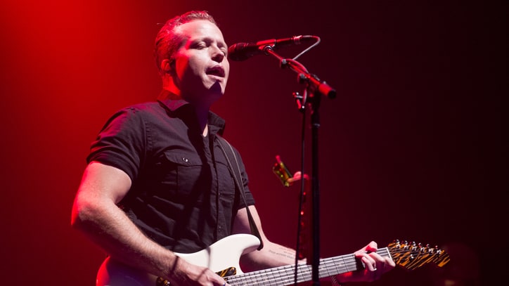 Jason Isbell Previews Summer Tour, Talks Playing With Willie Nelson