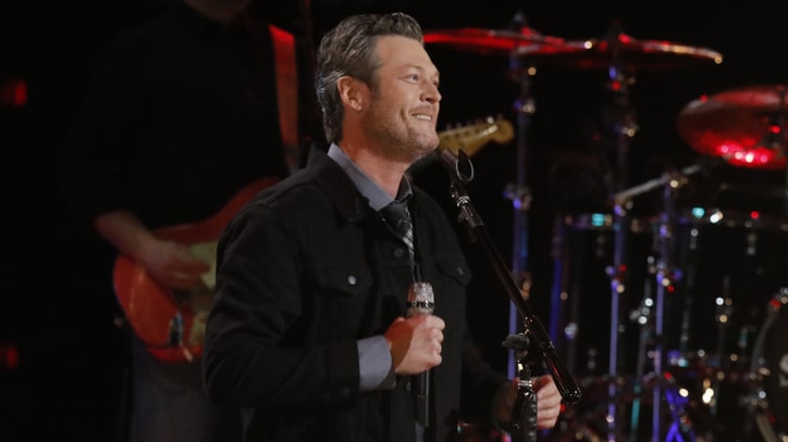 See Blake Shelton's Energetic 'A Guy With a Girl' on 'The Voice'