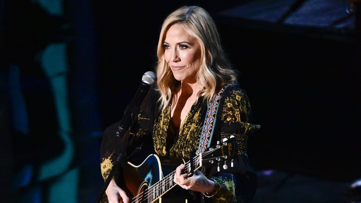 See Sheryl Crow Join Garth Brooks, Darius Rucker in James Taylor Tribute