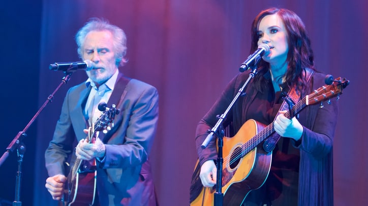See Brandy Clark, J.D. Souther Honor Linda Ronstadt With 'Crazy Arms'