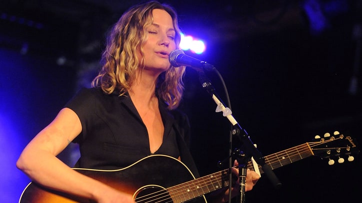 Hear Jennifer Nettles’ Powerful Song for 9/11 Victims