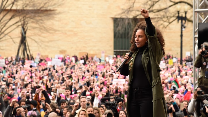 See Alicia Keys, Janelle Monae Perform at Women's March on Washington