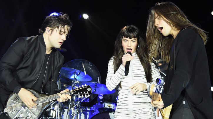 Band Perry to Unveil New Album With Intimate Pop-Up Shows