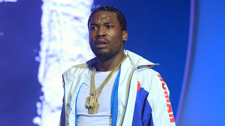 Two Killed in Shooting Outside Meek Mill Concert in Connecticut
