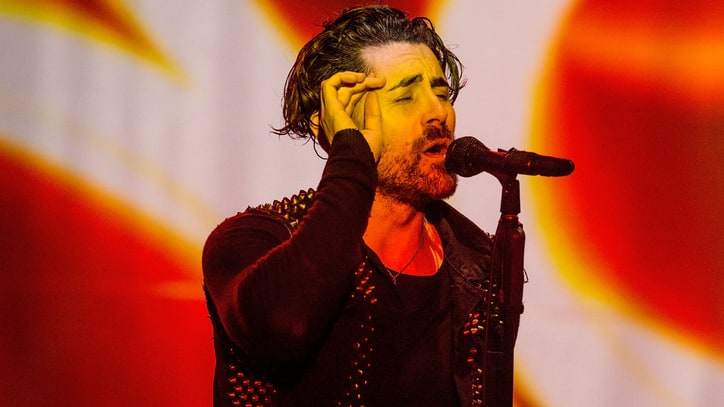 Hear AFI, Chris Shiflett Talk Zealous Fans, Metal Fixation