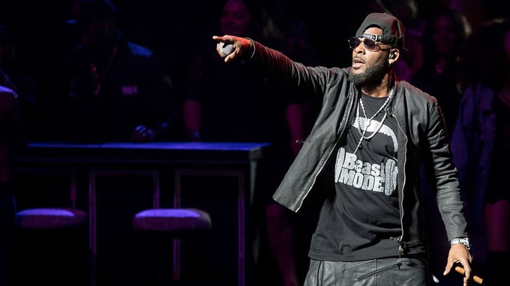 District Attorney: 'We Are Not Currently Investigating' R. Kelly