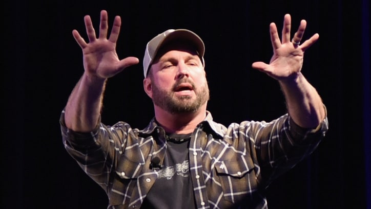 Garth Brooks Talks Lady Gaga, Lobbies for Songwriters in SXSW Keynote