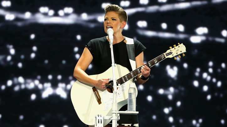 See Dixie Chicks' Simmering Live 'Not Ready to Make Nice'