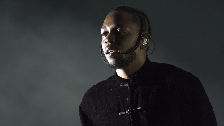 On the Charts: Kendrick Lamar Sets 2017's Best-Selling Week With 'Damn.'