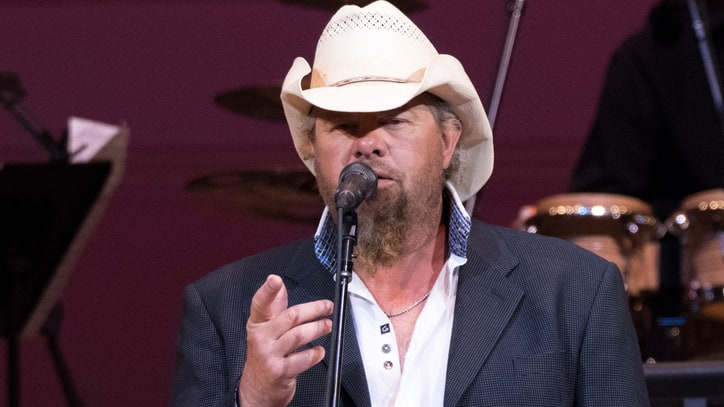 Toby Keith Plots New Album 'The Bus Songs'