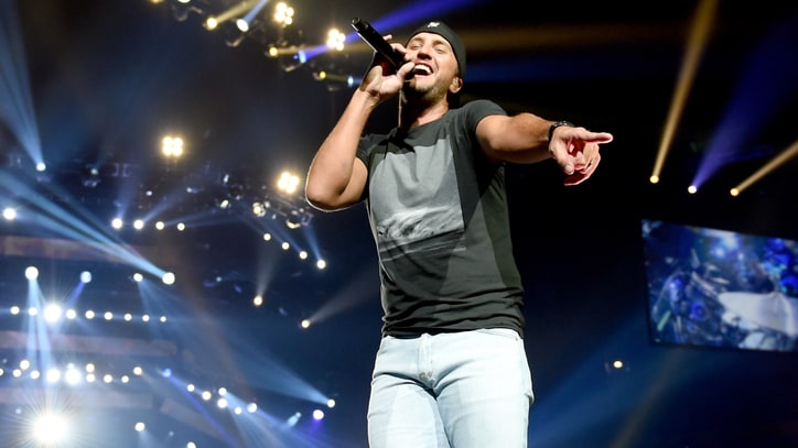 Luke Bryan Details 2017 Farm Tour