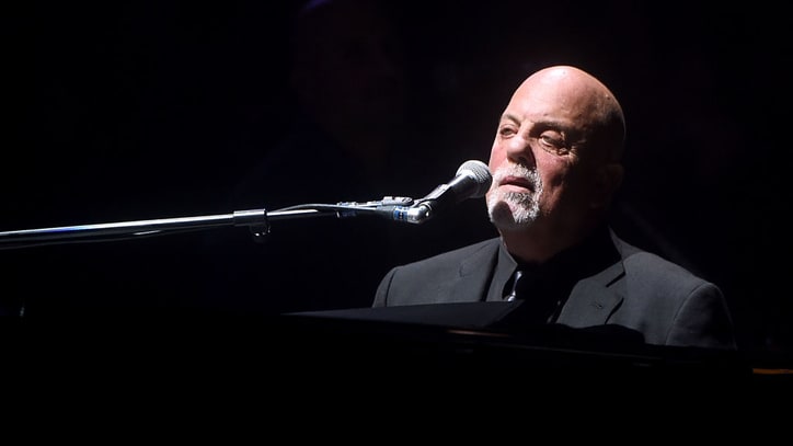See Billy Joel Cover Beatles' 'A Day in the Life' in Green Bay