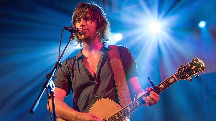 See Rhett Miller Spar With God in Raucous 'Jesus Loves You' Performance