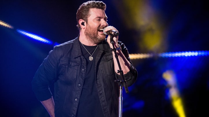 Hear Chris Young's Breezy New Song 'Holiday'