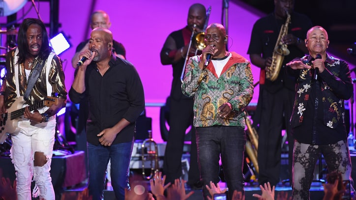 See Darius Rucker, Earth, Wind & Fire's Funky 'Shining Star' on 'Crossroads'