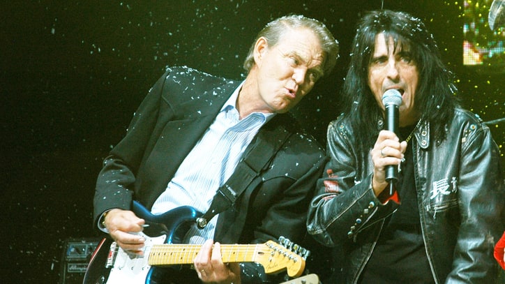 Alice Cooper on Unlikely Bond With Glen Campbell: 'We Were Survivors'